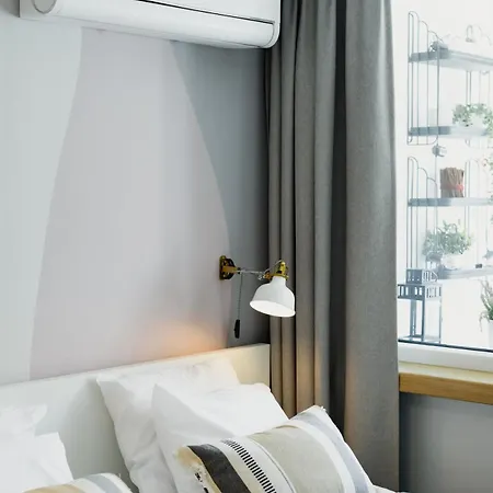 With Ac, Projector, Loggia, Palace View By Polandbnb Apartment *