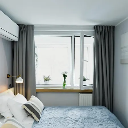 With Ac, Projector, Loggia, Palace View By Polandbnb شقة *