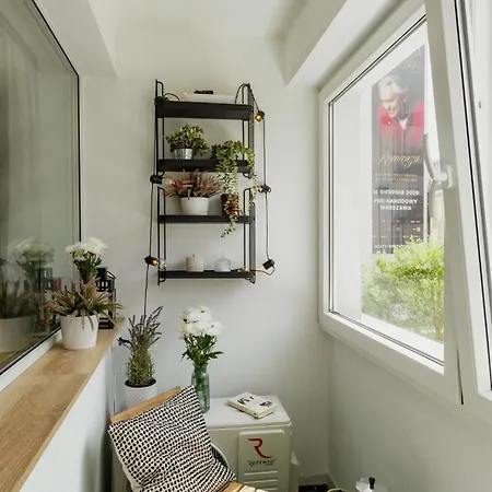 Apartment With Ac, Projector, Loggia, Palace View By Polandbnb *