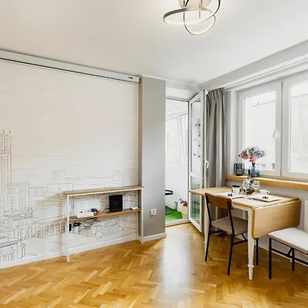 Apartment With Ac, Projector, Loggia, Palace View By Polandbnb Warsaw